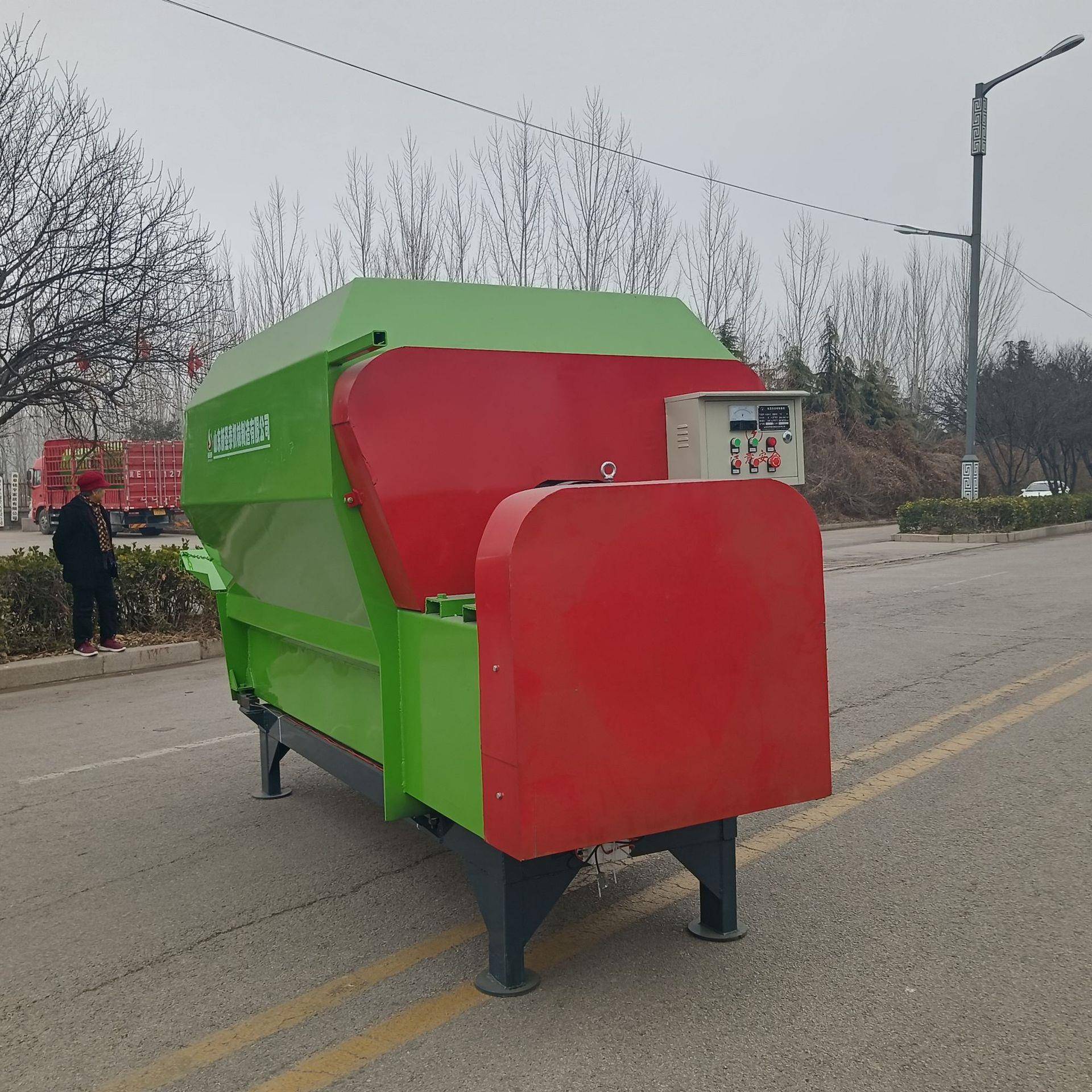 tmr-5TMR饲料搅拌机全混合制备机精准饲喂