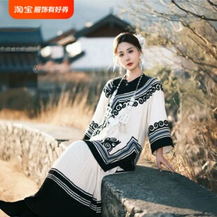 彝族汉服女秋白月光苗疆民族风套装 凤凰古城火把节中国风旅拍服装