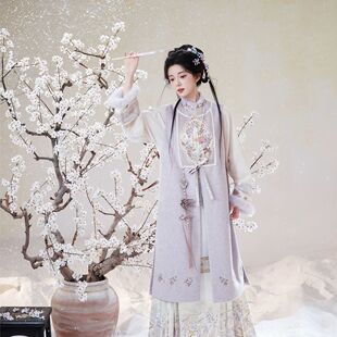 汉服女燕归粉紫三件套对襟刺绣长比甲立领短衫马面裙套装古风冬装