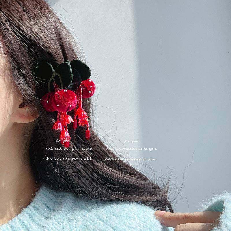 甜盐系氧气美女植绒樱桃发夹轻法式韩系冬季新款后脑勺小抓夹