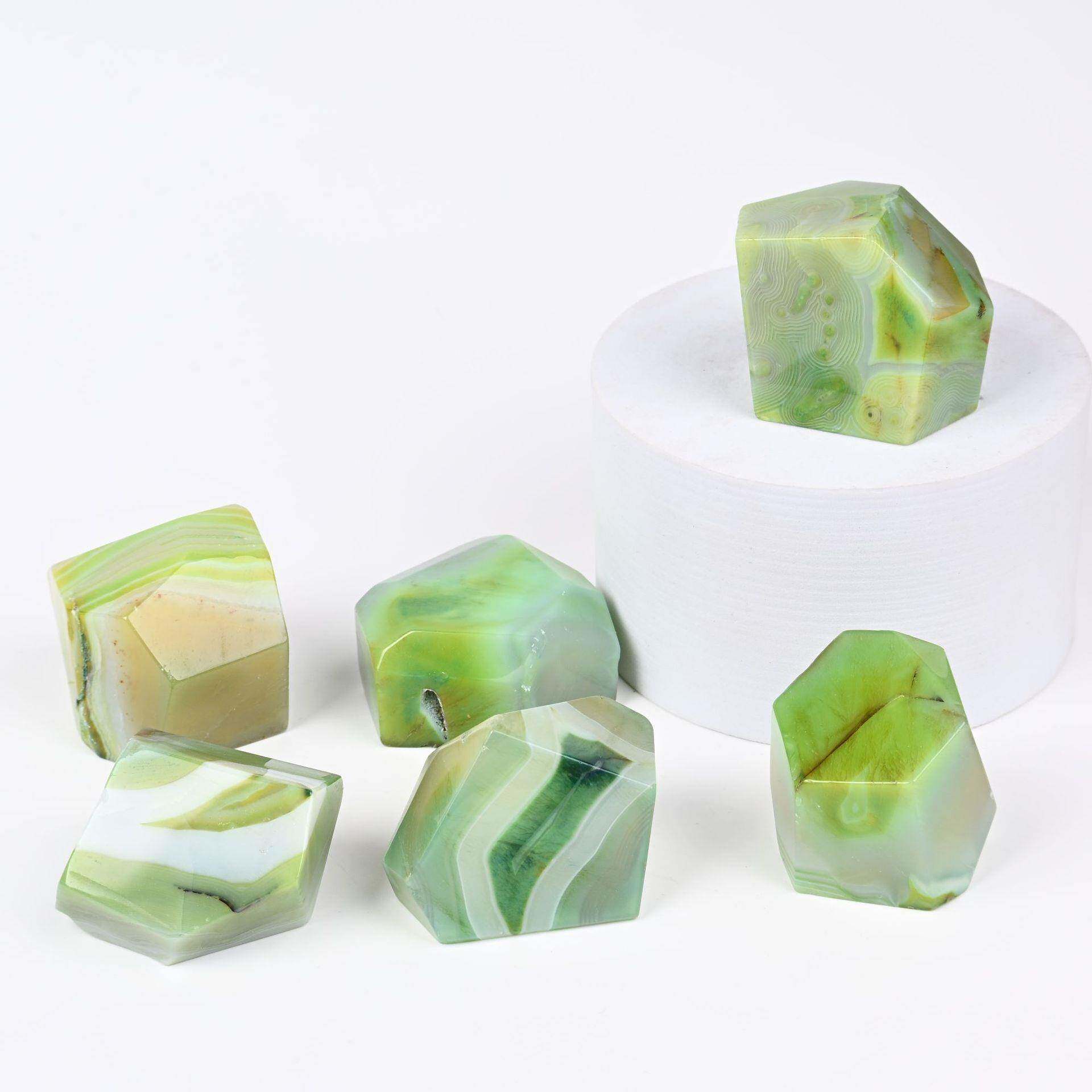 天然水晶原石绿缠丝玛瑙摆件染色玛瑙随形切面柱子几何立方体多面