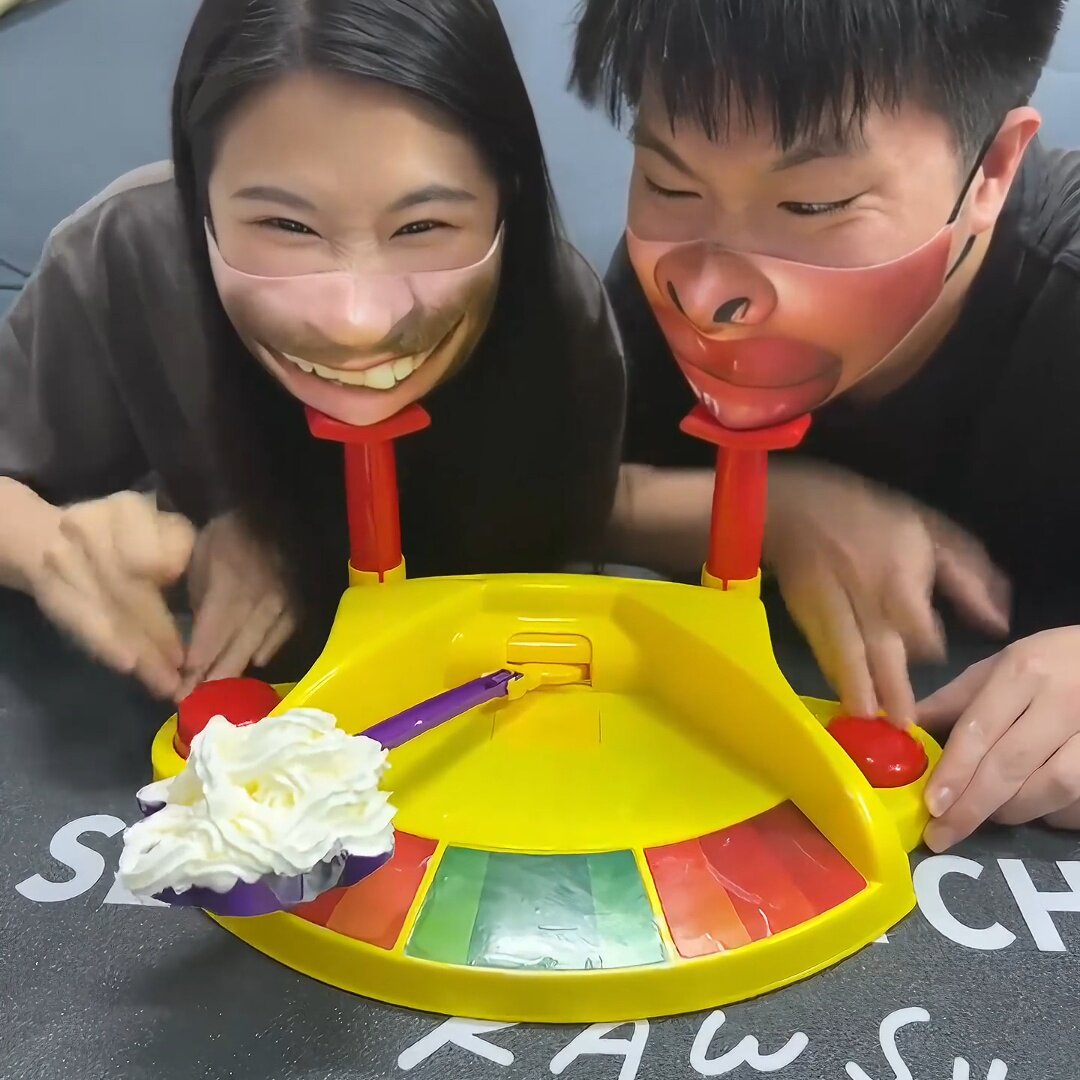 网红抖音同款拍蛋糕拍脸机儿童玩具双人打脸机互动奶油砸派机整蛊