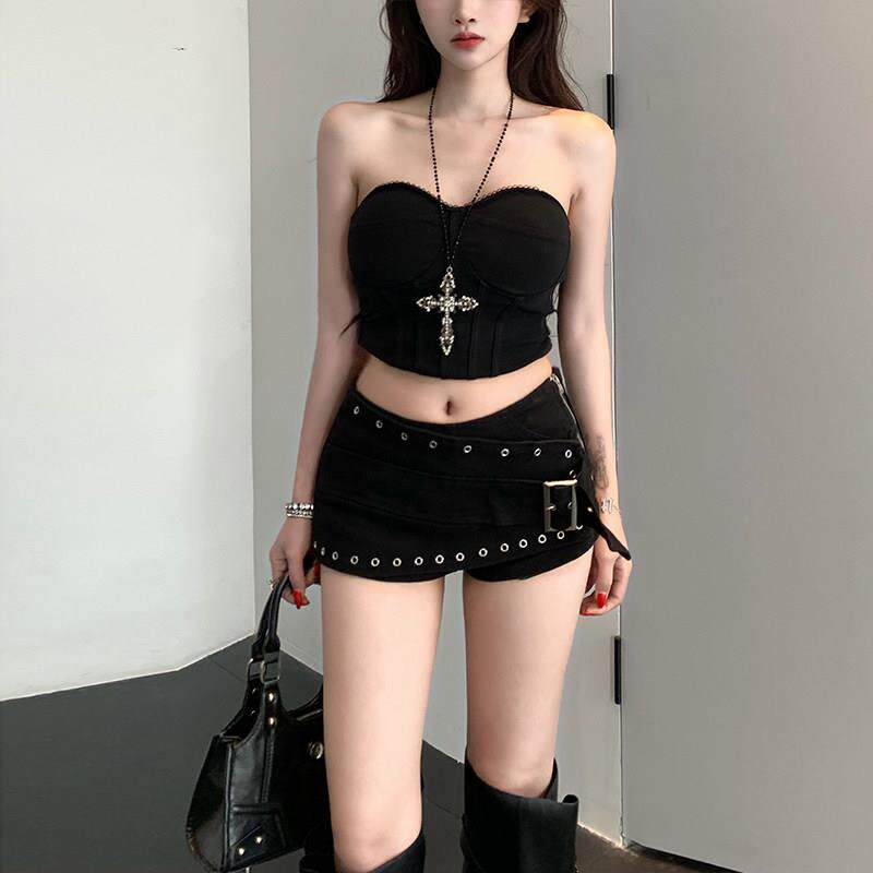 李李家朋克风黑色铆钉牛仔短裤女2026秋季新款辣妹低腰包臀热裤