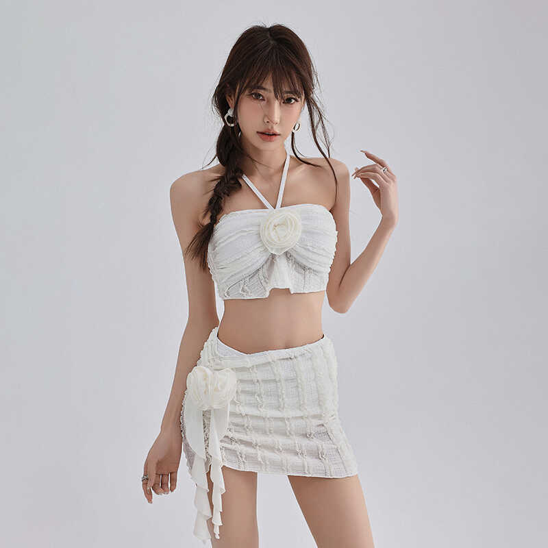 泳衣女泡温泉新款性感显瘦露背纯欲风绑带蕾丝裙式分体泳衣三件套