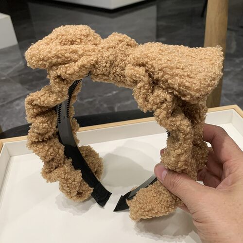 带齿防滑毛绒秋冬发卡