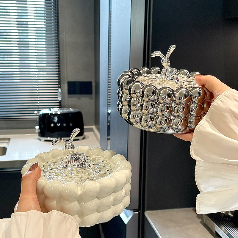 可爱创意高级感陶瓷烟灰缸轻奢公寓客厅防风带盖茶几烟缸家用