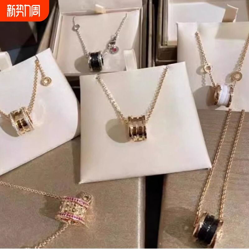 小蛮腰弹簧项链男女V金镀18K黑陶瓷钻小红人慈善款吊坠不掉色金色