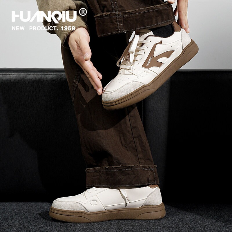 环球德训鞋男款系带低帮青年圆头男鞋潮流款轻便软底防滑休闲板鞋