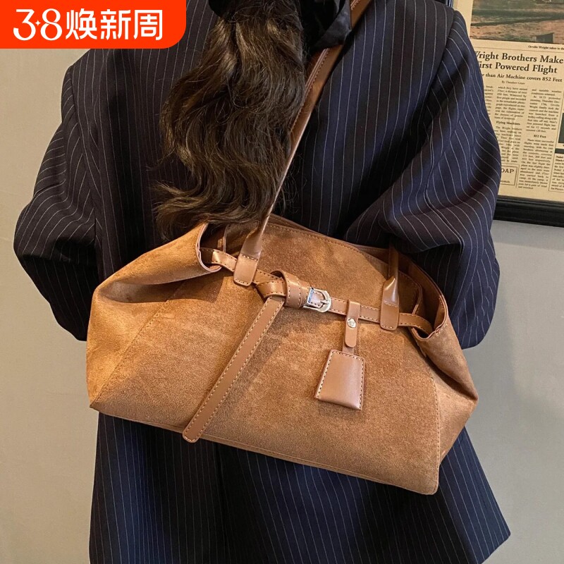 简约复古托特包hobo包包2026新款通勤单肩包大容量女士女包棕色