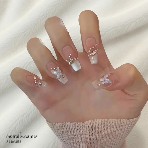 设计师款手工美甲贴片蓝色蝴蝶