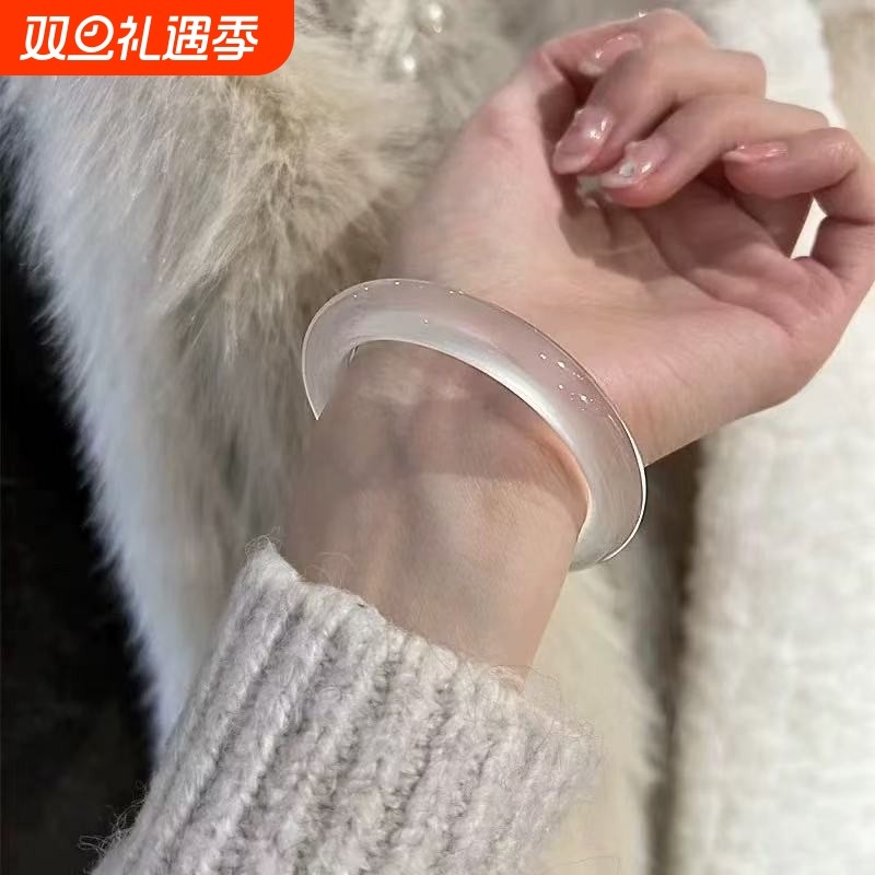 爆款仿马料白月光玛瑙高冰荔枝冻猫眼玉髓玉镯香槟色翡翠玉手镯