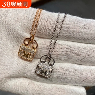 轻奢包包项链女字母h吊坠镀18K玫瑰金小众设计网红百搭锁骨链新款