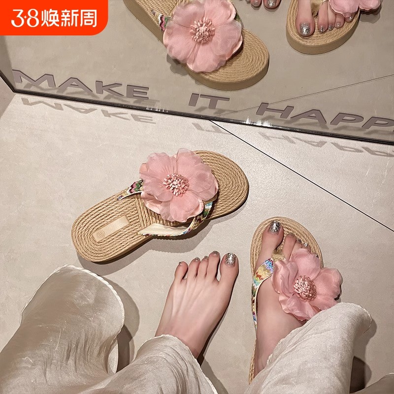 �ۻ��㣺�� ɫ 35 С���¿���Ů���¸�������Ů����ʱ�вݱ໨������԰�ȼ�ɳ̲Ь