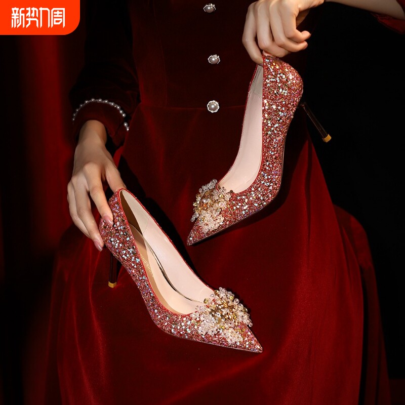 法式婚鞋女2024年新款红色新娘鞋高跟鞋中式秀禾敬酒服出门水晶鞋