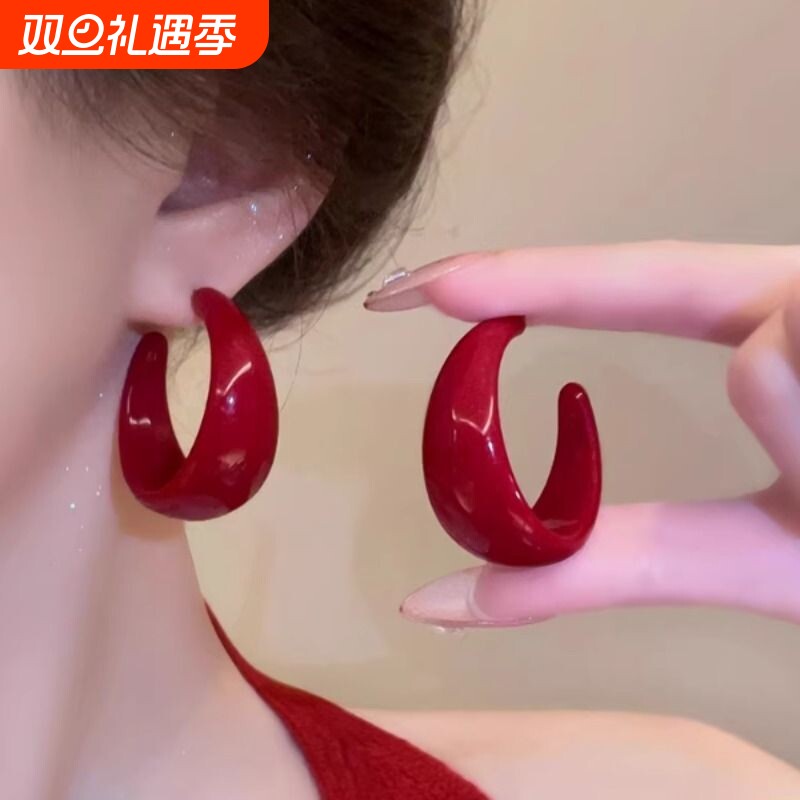 安可拉红耳环2025爆款轻奢高级感新款港风耳饰复古红色耳圈耳坠女