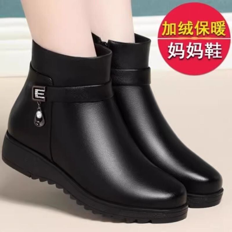 妈妈棉鞋女秋冬季平底防滑加绒加厚女鞋中老年真皮短靴女磨砂黑色