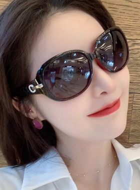 女士偏光太阳镜白色墨镜女2026防紫外线开车明星同款高清圆脸方脸