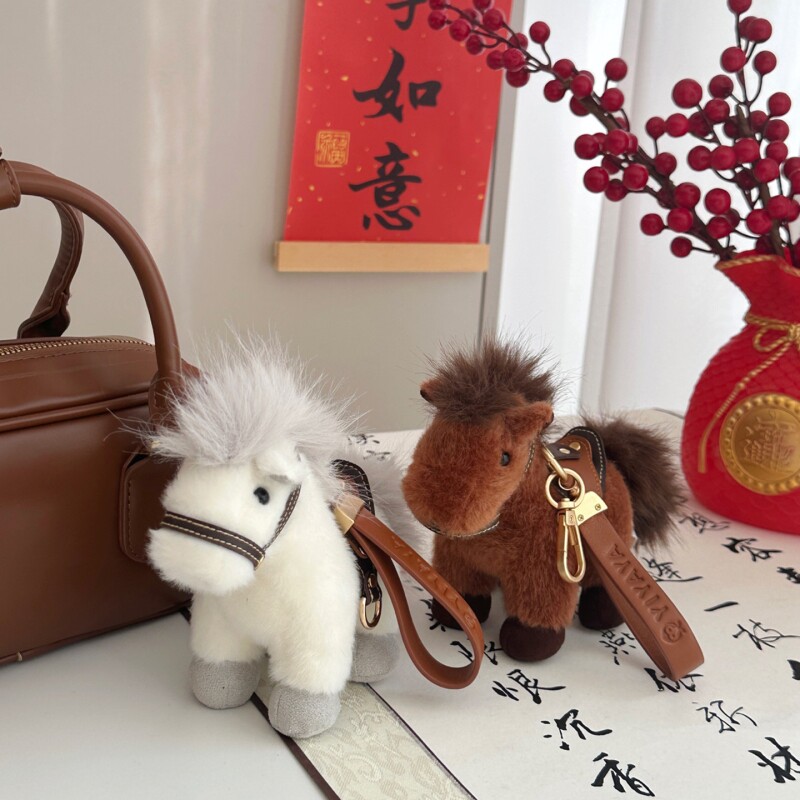 可爱战马挂件仿真马鞍小马毛绒书包包挂饰车钥匙扣玩偶马年公仔男