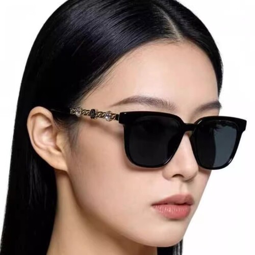 新款小香风轻奢防紫外线太阳镜百搭高级显白高颜值墨镜男女-J54