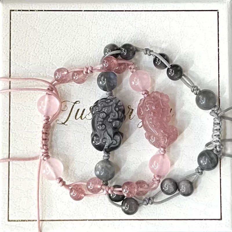 天然草莓晶银曜石配灰月光手链