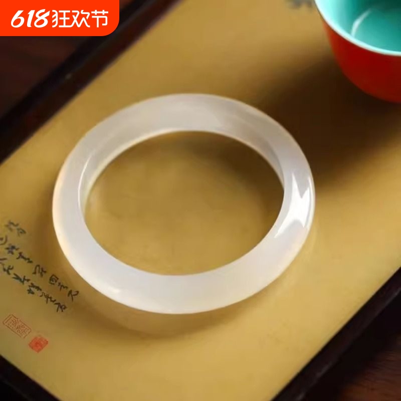 马达加斯加高冰荔枝冻冰种玛瑙玉石玉髓手镯气质少女玉镯白月光