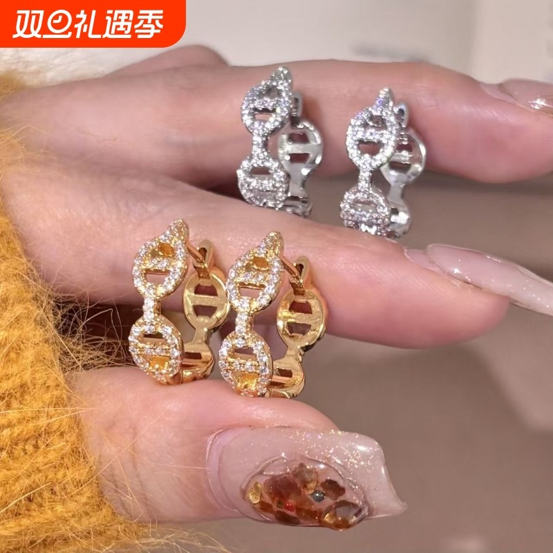 满钻耳环小众气质百搭个性轻奢设计感耳圈镶钻简约精致耳饰