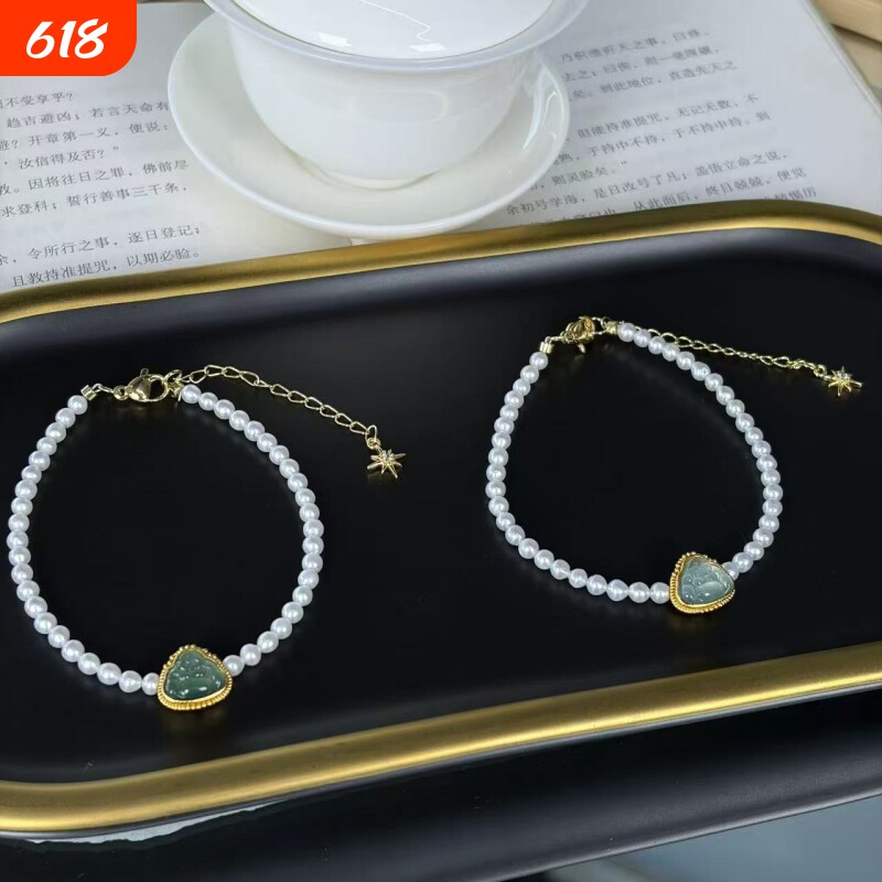淡水珍珠手链女轻奢新中式镶嵌翡翠佛公精致简约手串首饰情侣礼物