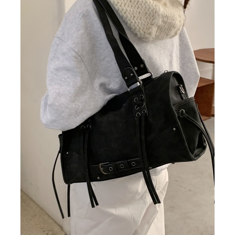 伊布古奇大容量单肩手提机车水洗皮包2025秋冬季时尚百搭单肩包包