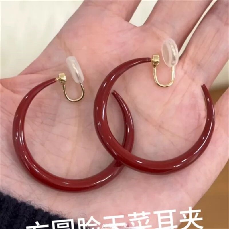 人气爆款_法式勃艮第红复古蚊香盘耳夹女耳环简约气质无耳洞耳饰
