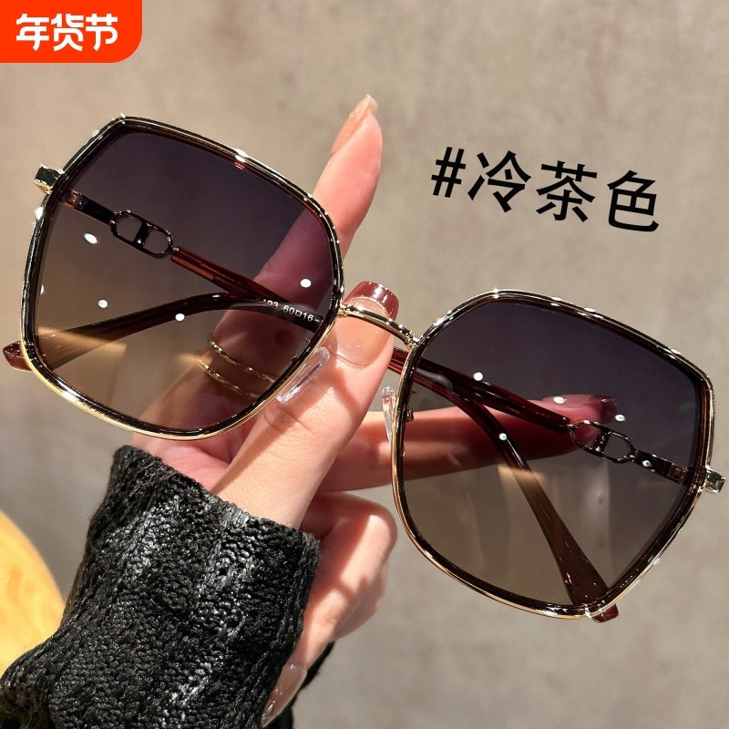 2025新款大框墨镜女款适合方圆脸闪粉设计开车太阳镜防晒防紫外线