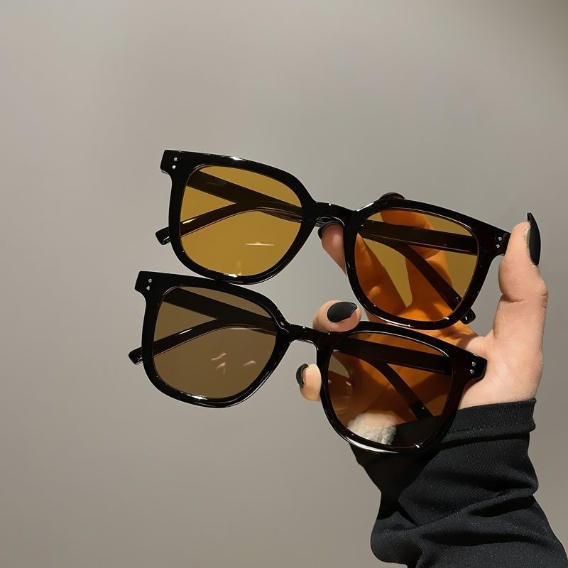 韩版黑框茶色墨镜女方形复古眼镜潮isn网红圆脸显瘦遮阳太阳镜男