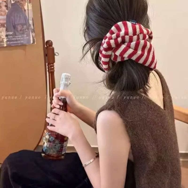 韩国东大门黑白针织撞色条纹肥肠圈秋冬温柔简约毛线扎发头绳发圈