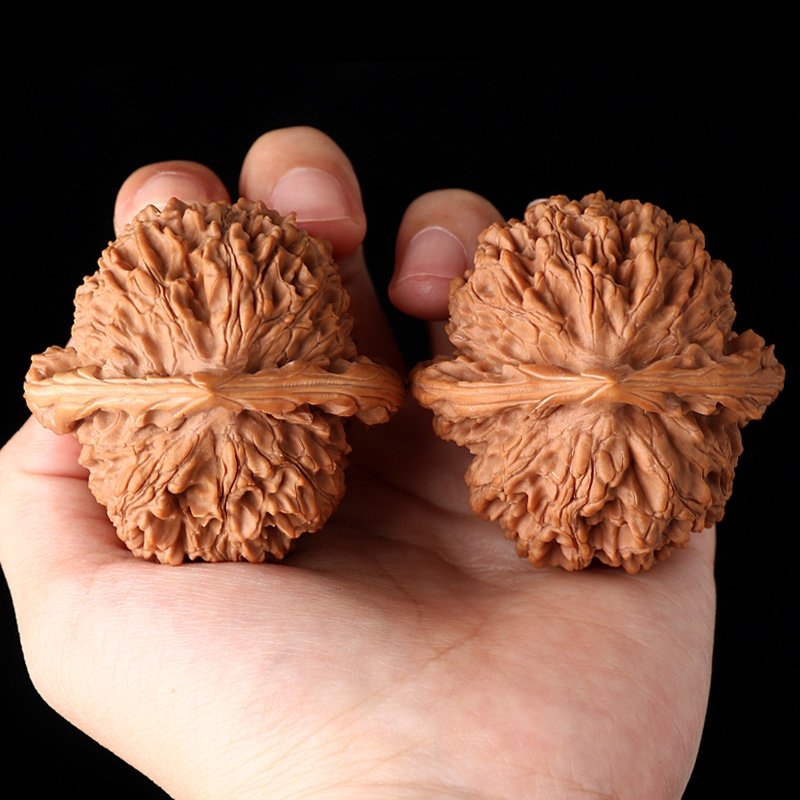 手把文玩麻核桃中国大花官帽狮子头矮桩红皮自然四座楼盘件麒麟纹