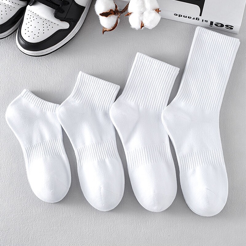 白色袜子男款春秋运动防臭中筒袜秋冬青少年吸汗透气短袜耐磨长袜