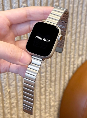 表带适用applewatch竹节磁吸金属细iWatch10/9/8/7小蛮腰钢带不锈钢苹果手表se高级腕带女夏季黑色表盘银色