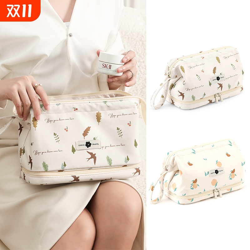 化妆包女2025新款便携式收纳袋洗漱轻便款高端袋超火旅行品大容量