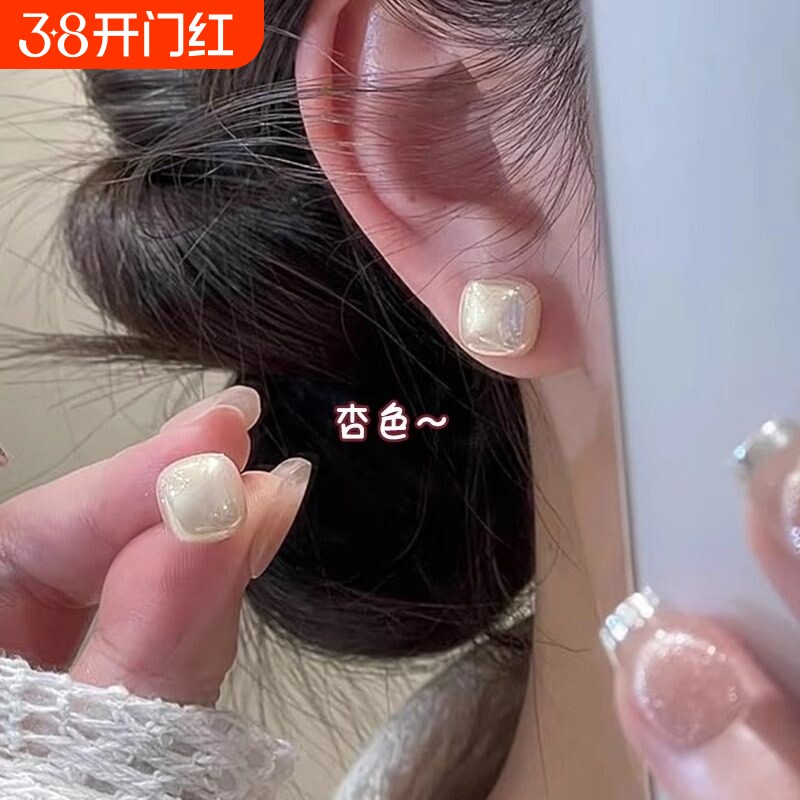 S925纯银珍珠耳钉轻奢高级感气质大气耳环养耳洞精致小巧耳饰女