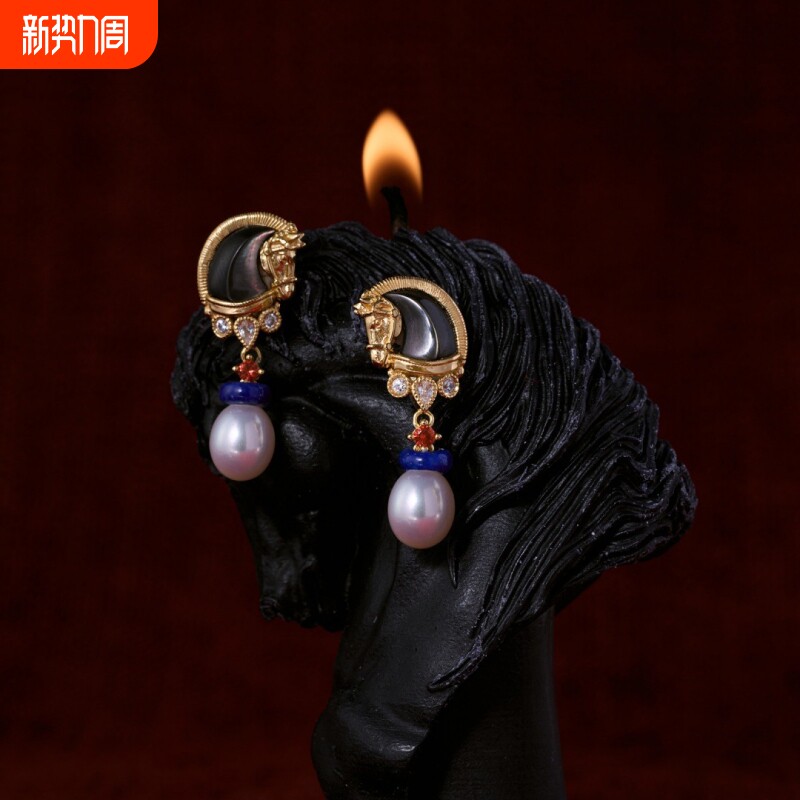 《年度黑马》新年复古设计高级感法式宫廷仿珍珠耳钉耳环女马年