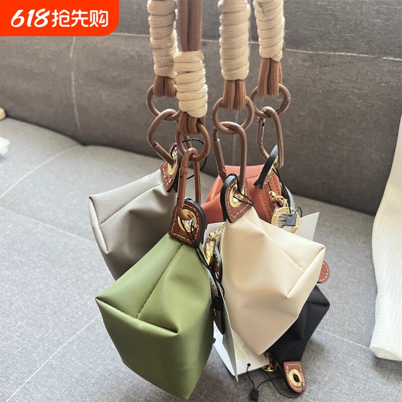 2026新款撞色迷你饺子包女尼龙防水轻便零钱包耳机口红钥匙小挂包