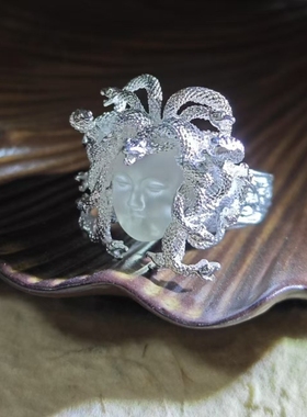 古希腊美杜莎女王古币戒指艺术手作复古小众气质高级感新款潮2025