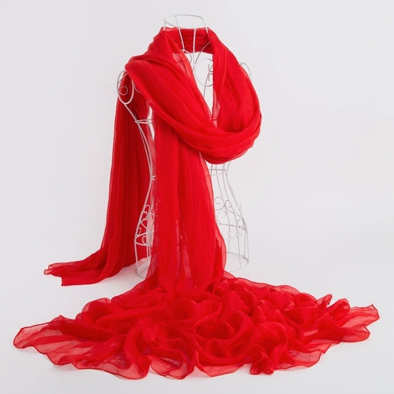 长款丝巾女超大薄围巾新款防晒百搭大红色拍照纱滩巾披肩多功能