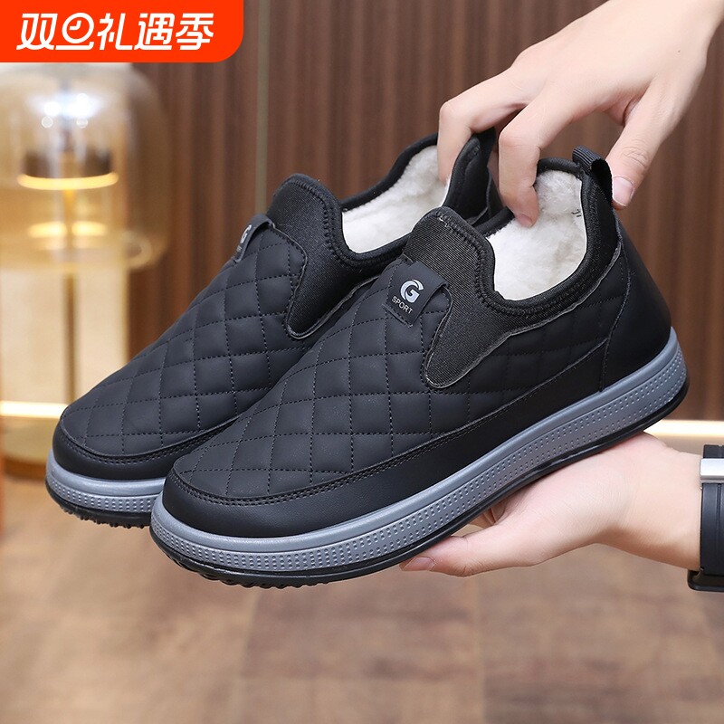 爸爸鞋子冬季中老年一脚蹬防滑防水保暖加绒加厚老北京布鞋男棉鞋