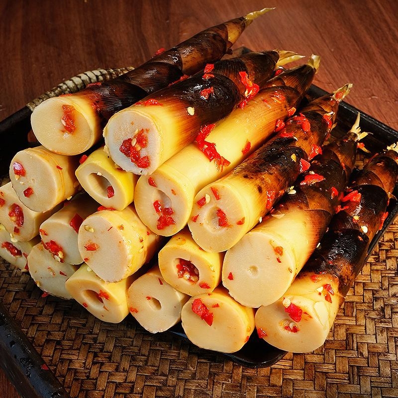 网红手剥笋泡椒竹笋尖开袋即食手拨笋酸笋香辣手撕嫩笋尖休闲零食