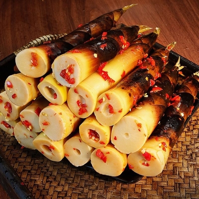 网红手剥笋泡椒竹笋尖开袋即食手拨笋酸笋香辣手撕嫩笋尖休闲零食