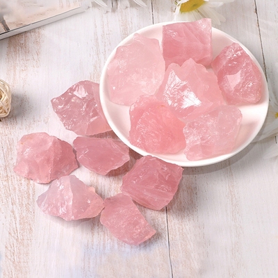 天然粉水晶原石摆件绿莹碎石毛料鱼缸白矿石标本彩色香薰扩香石头