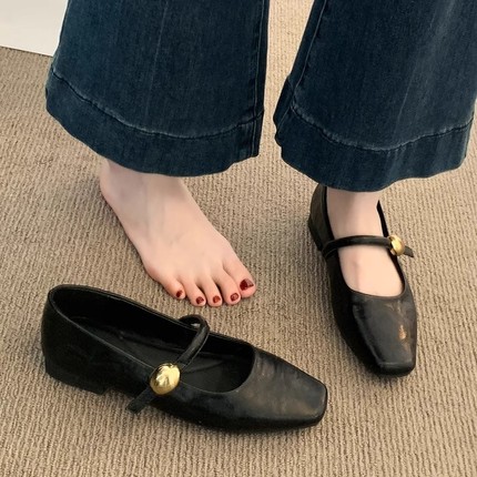 黑色单鞋女2025新款春夏季低跟平底小皮鞋法式玛丽珍女鞋子配裙子