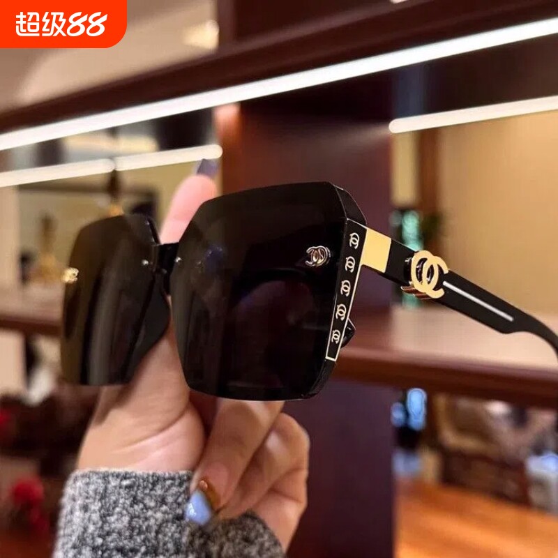 太阳镜女防紫外线眼镜大脸显瘦偏光墨镜女款高级感夏季白色时尚