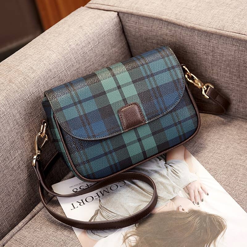 爱马女仕女包新款潮时尚格子小方包休闲包盖式斜挎包手机单肩包