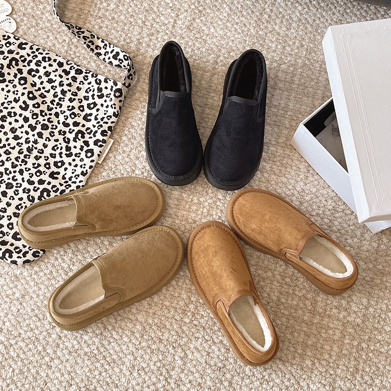 冬季情侣雪地靴女短筒短靴2025新款平底学生面包鞋女低帮加绒棉鞋