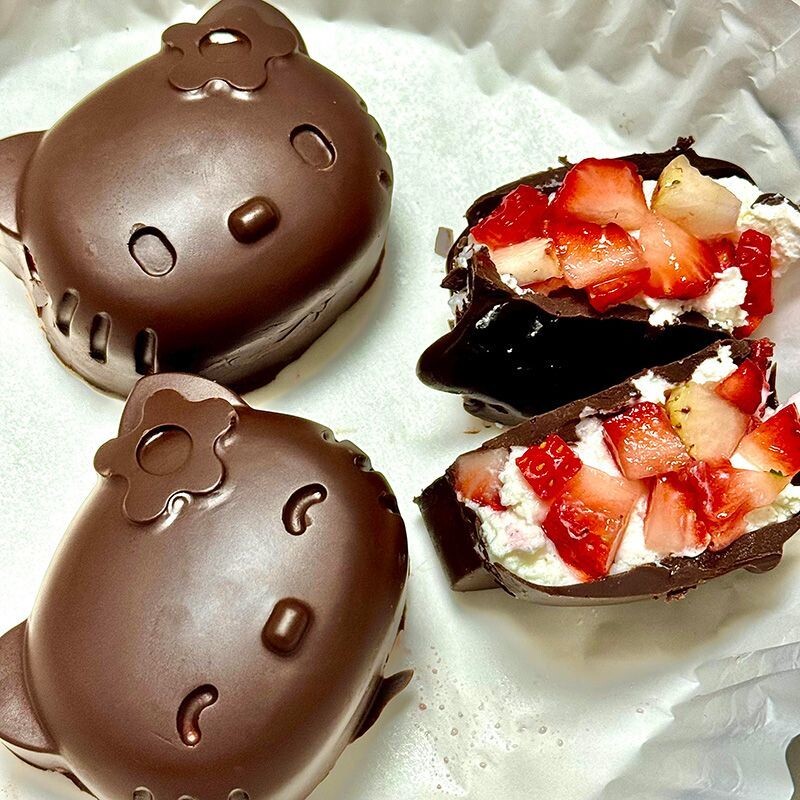 Hellokitty巧克力派冷萃酸奶版糕点夹心奶酪甜品下午茶西式糕点